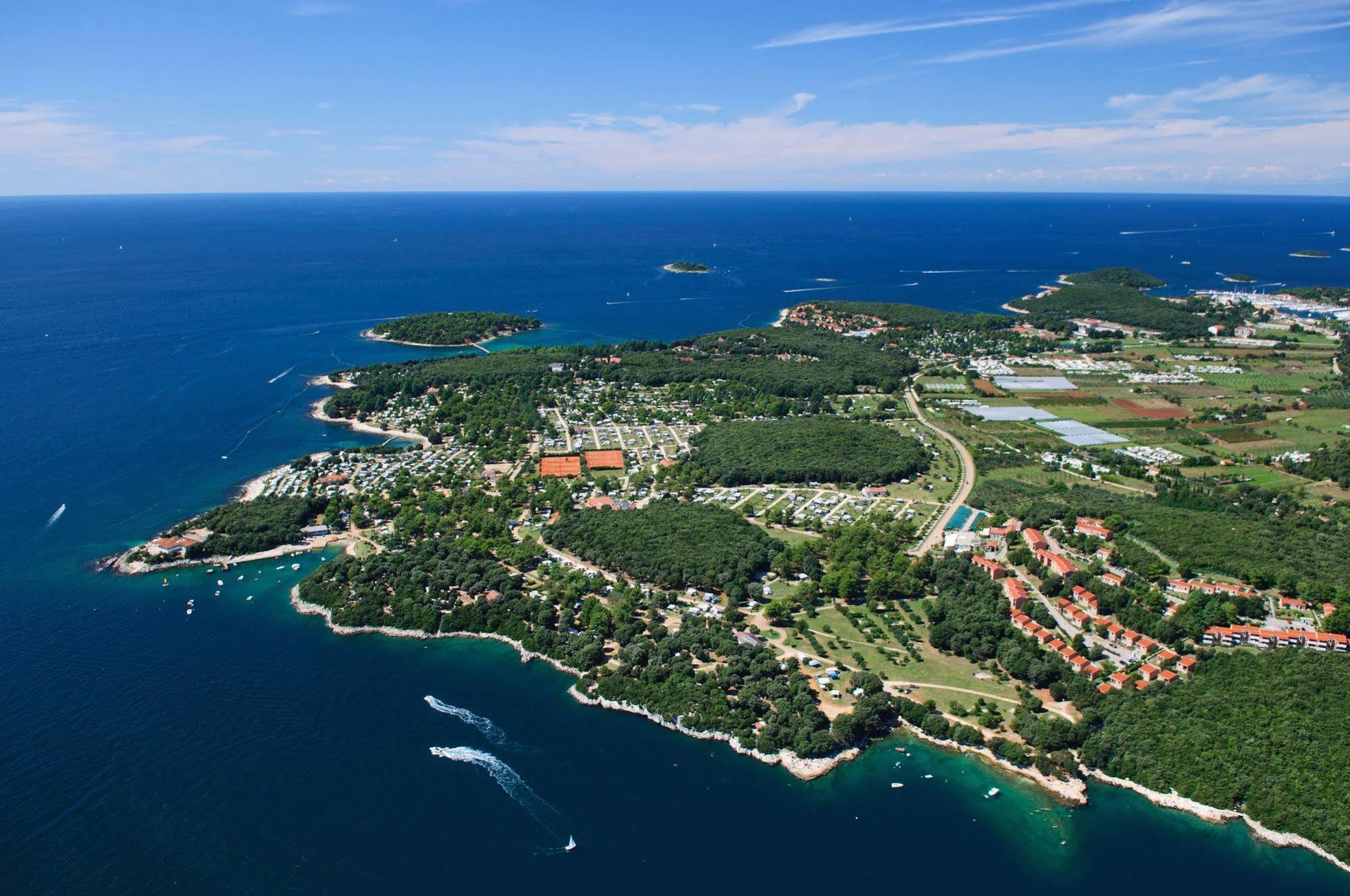 HOTEL NATURIST PARK KOVERSADA APARTMENTS VRSAR 4* (Croatia) - from £ 129 |  HOTELMIX